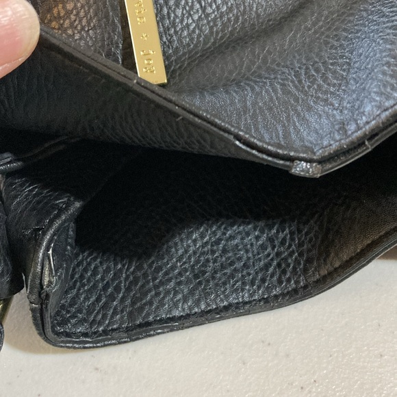 Olivia & Joy, Black faux leather purse, lots of compartments - Picture 16 of 16